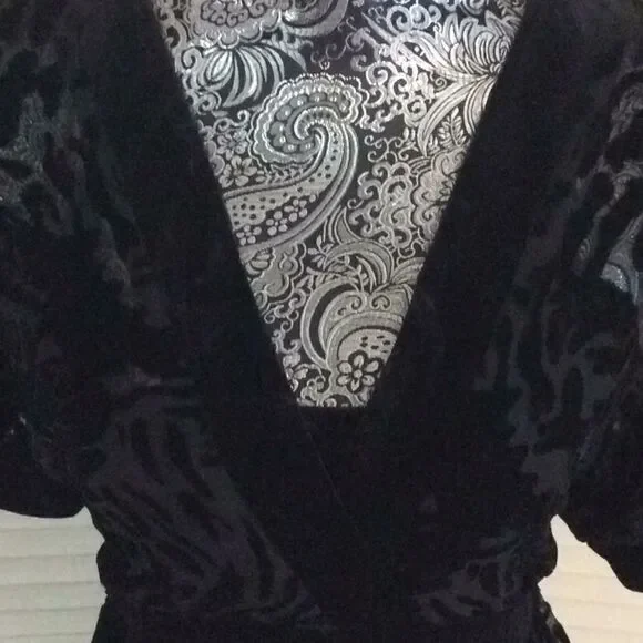 AGB Kimono dress velvet, tie back and lining 8 - Picture 5 of 13